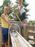 Augsburg: Wasser- & Abenteuerspielplatz Osterfeldpark